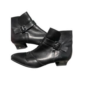 Vintage Amalfi by Rangoni Women's Booties Size 7.5 NARROW